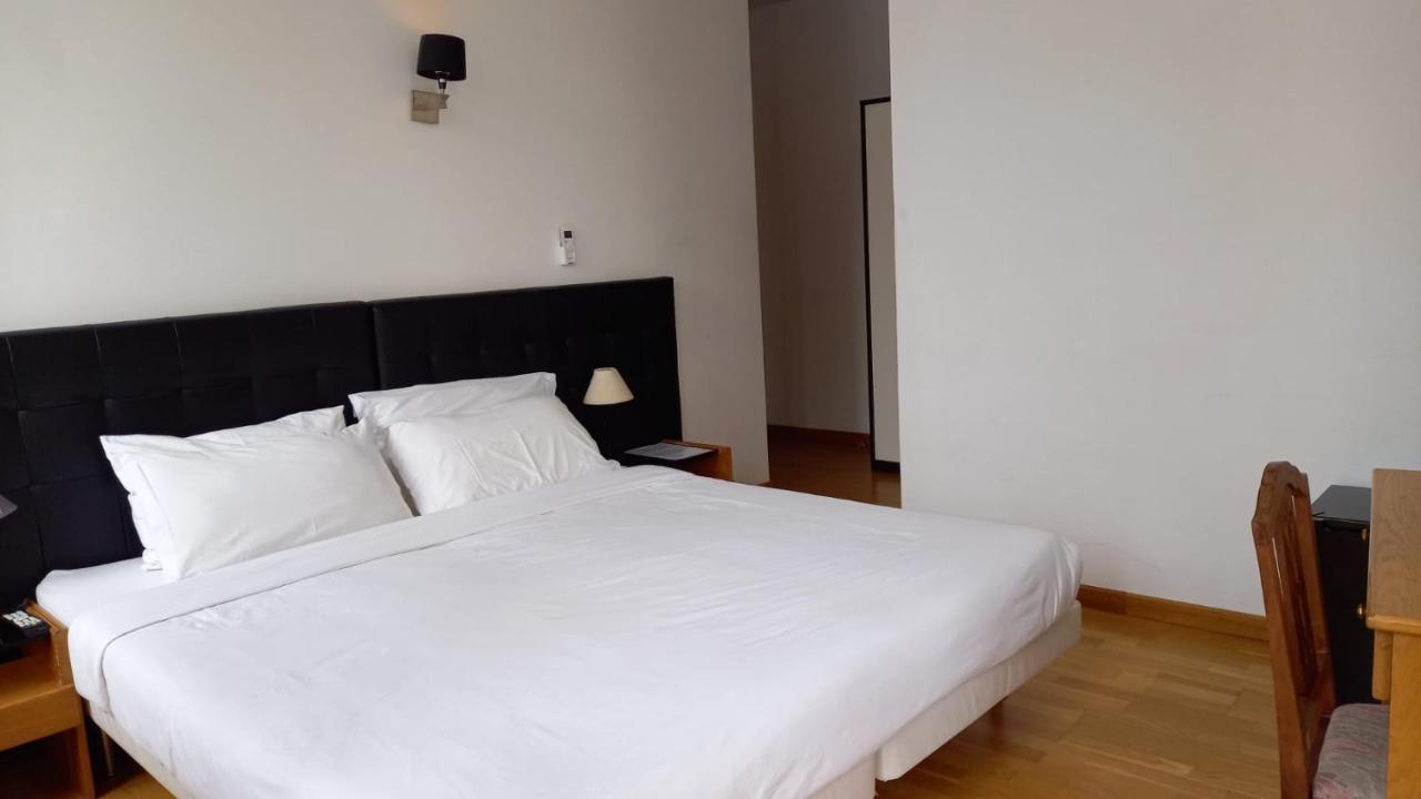 Fado Bed & Breakfast - Santos Lissabon Buitenkant foto