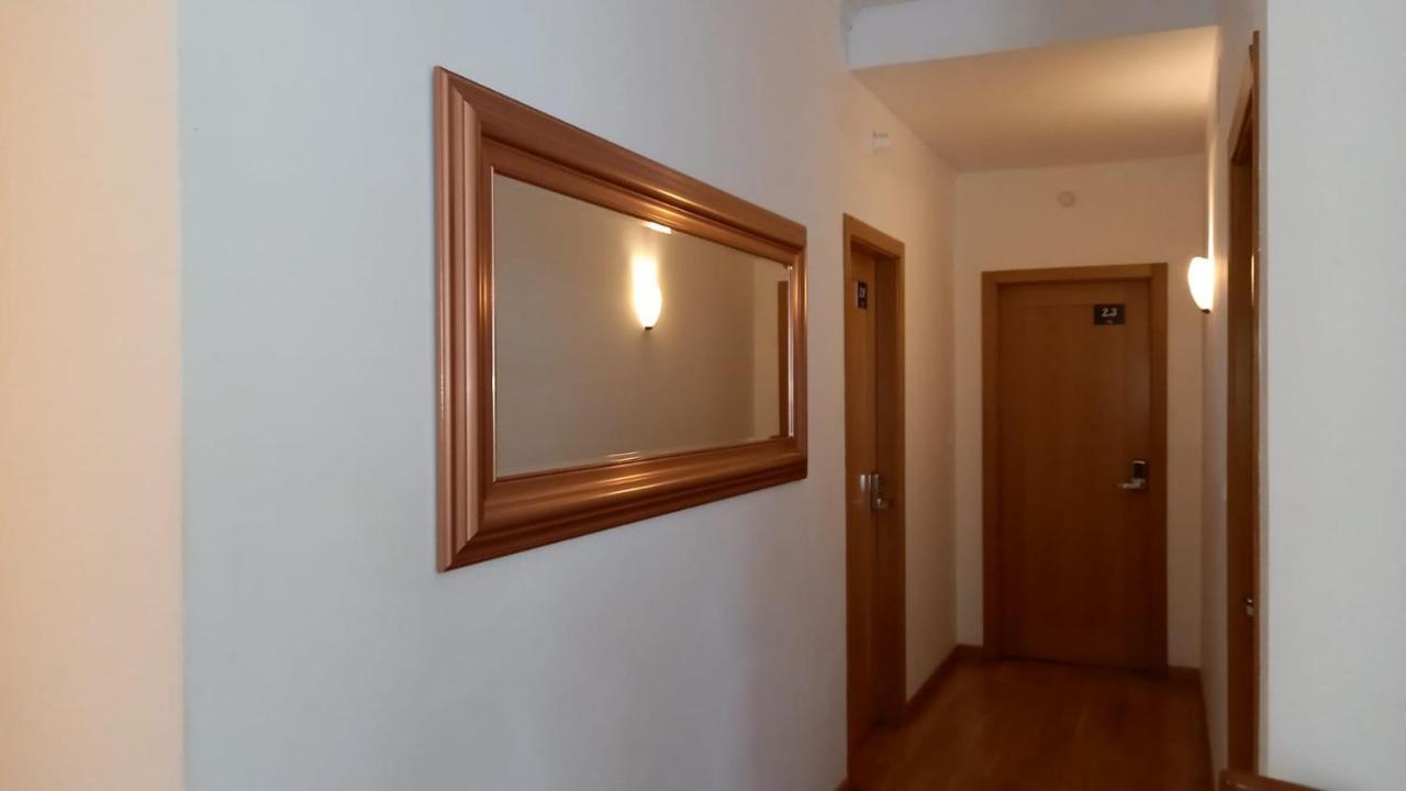 Fado Bed & Breakfast - Santos Lissabon Buitenkant foto